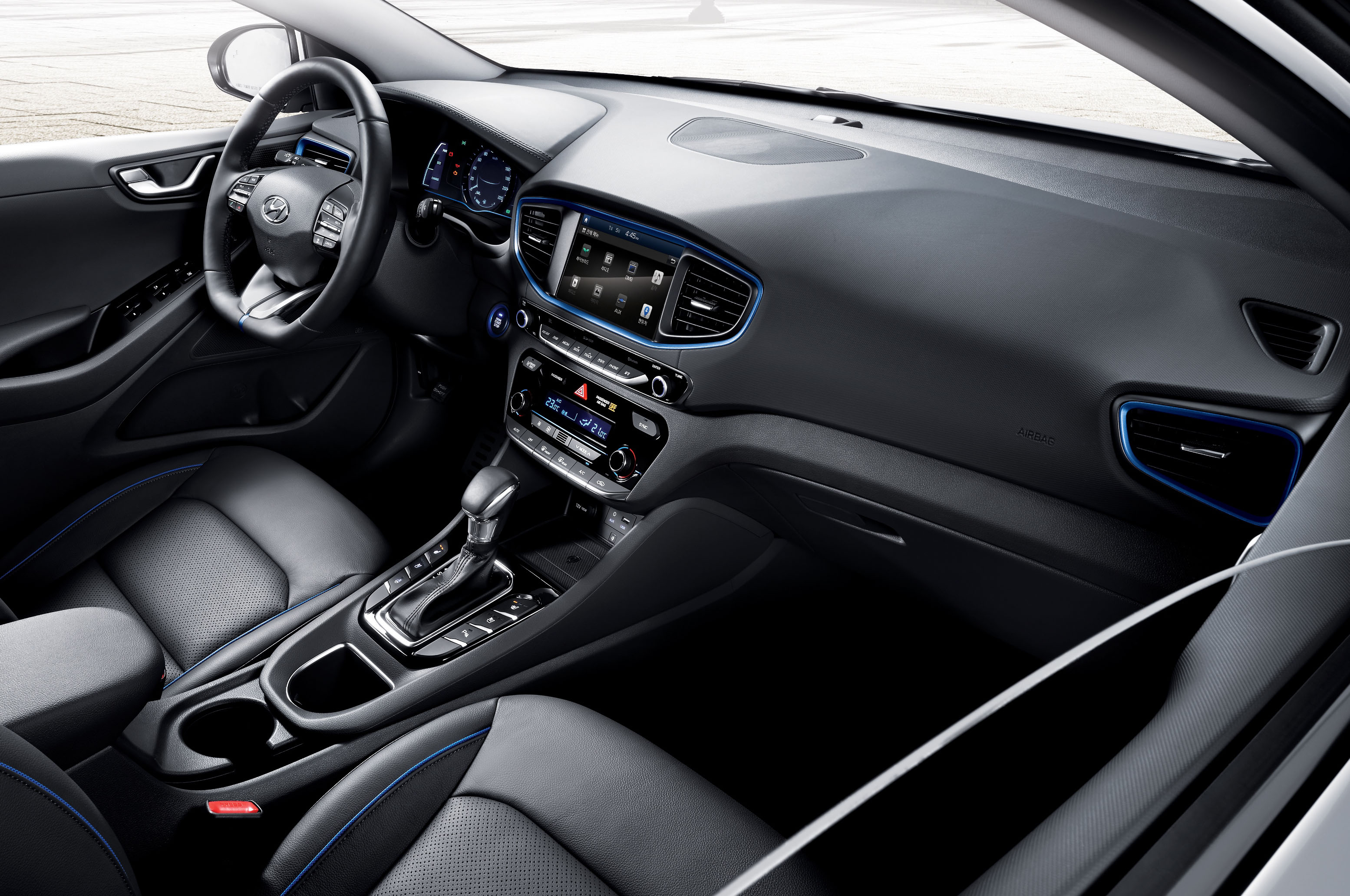 Hyundai Ioniq