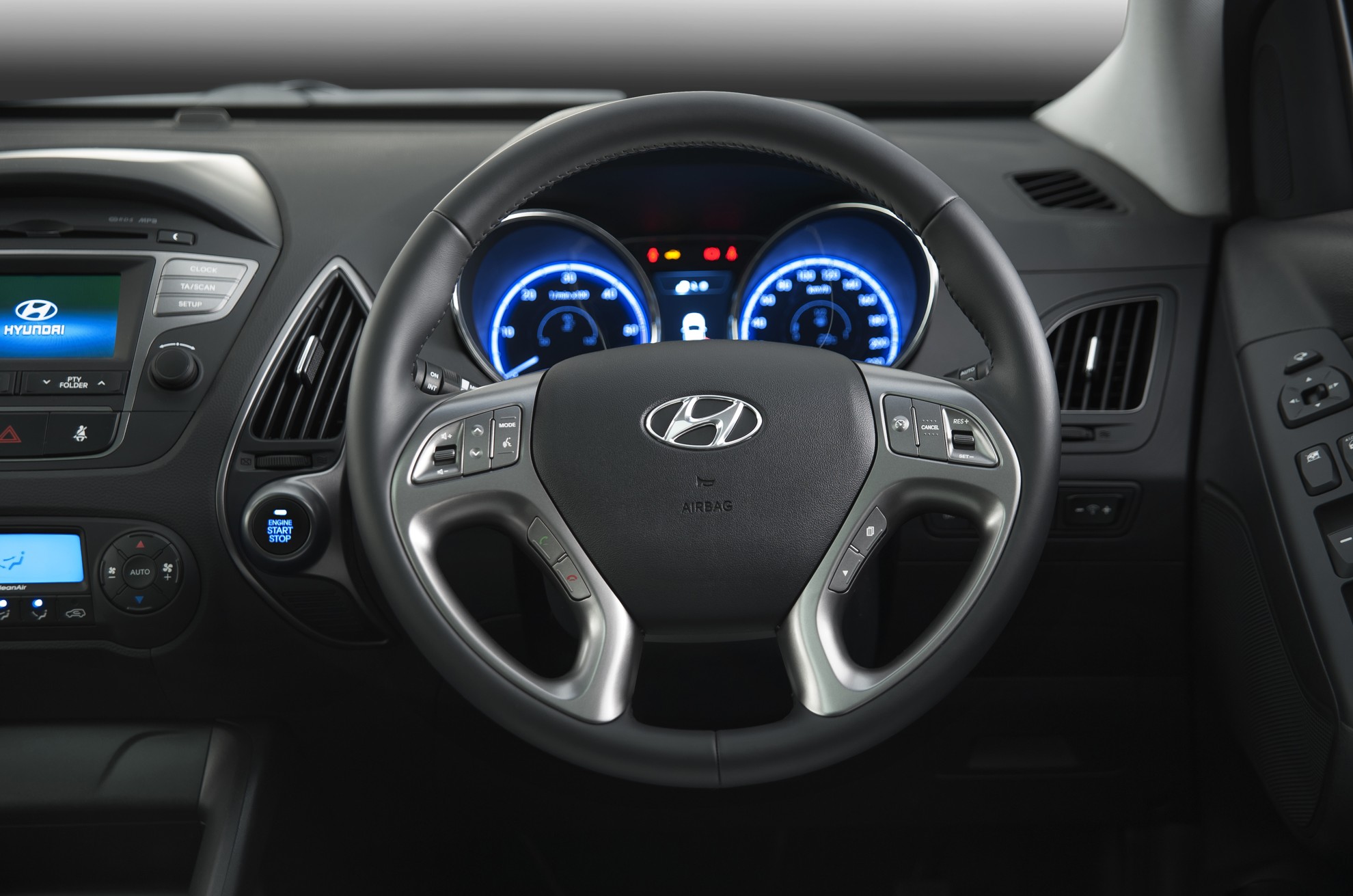 Hyundai Ix35 Red