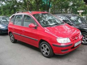 Hyundai Matrix Red