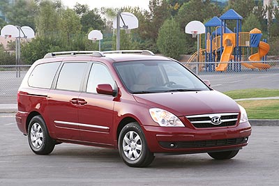 Hyundai Entourage