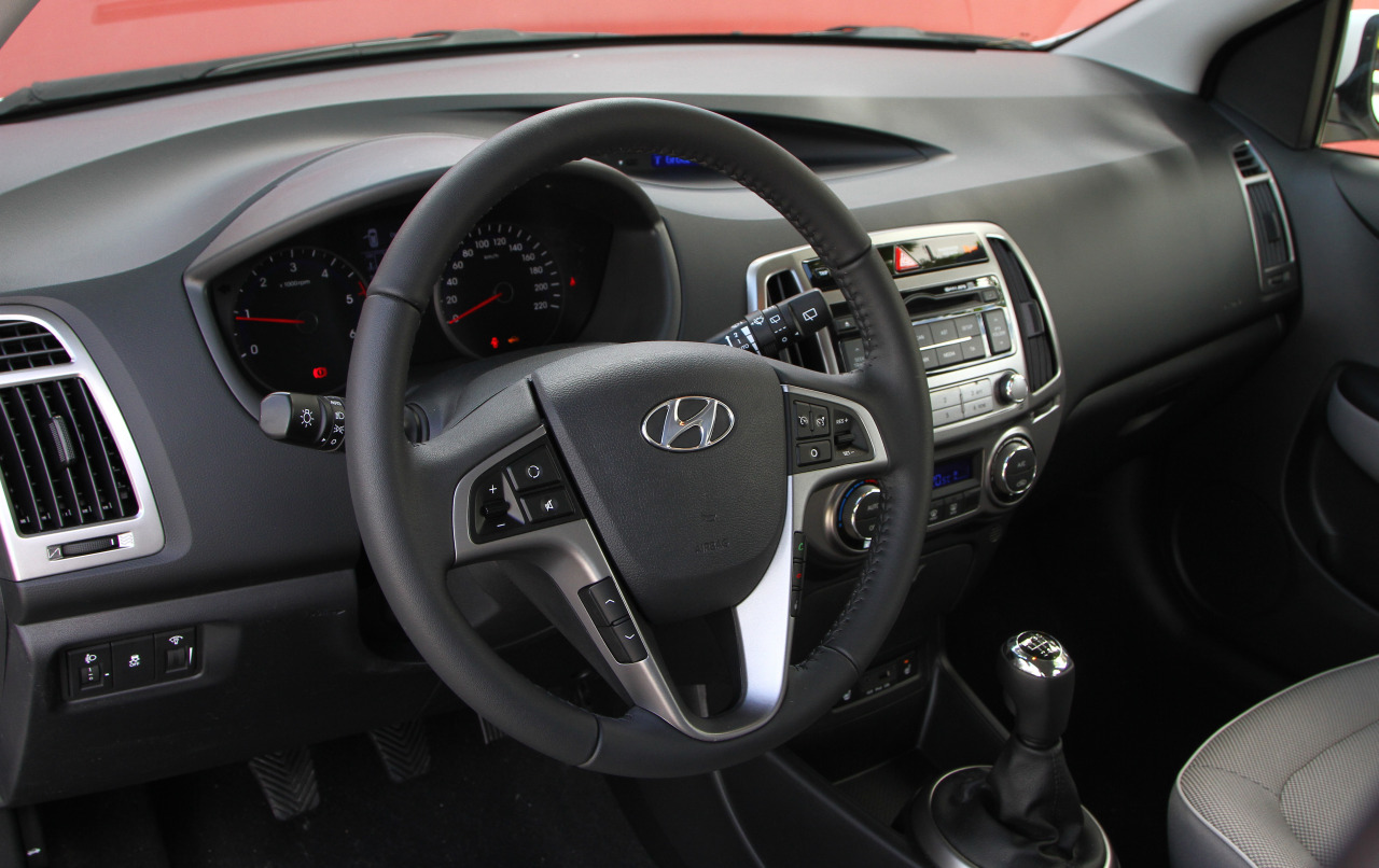Hyundai Granada