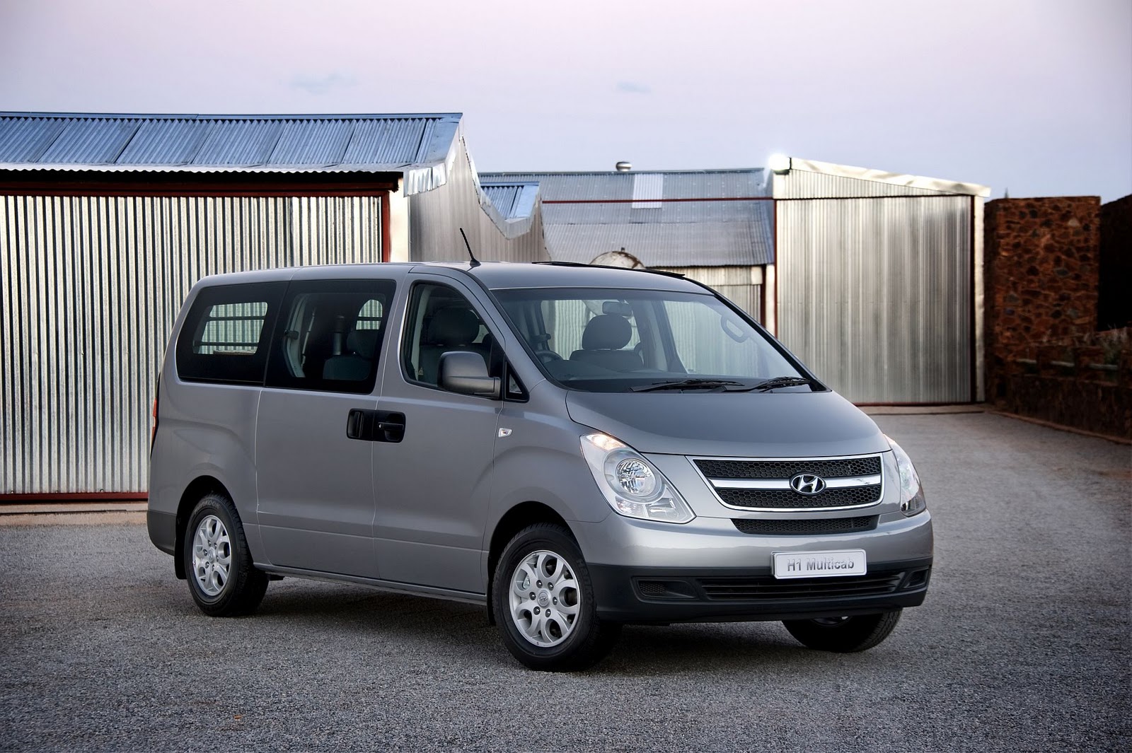 Hyundai H-1