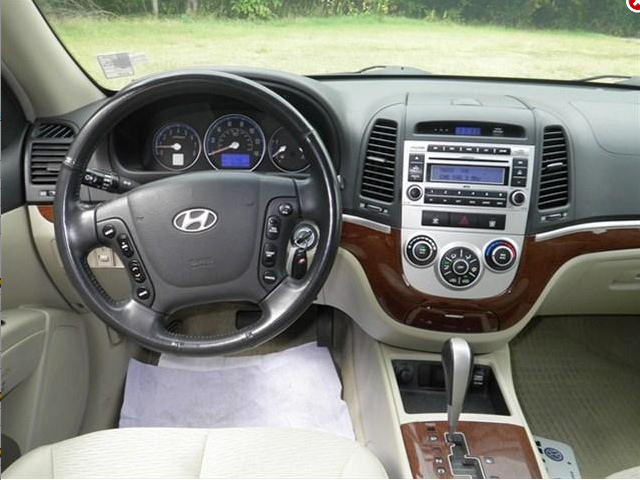 Hyundai Santa