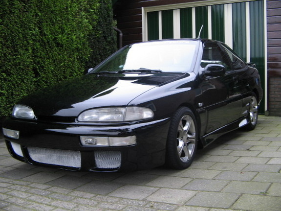 Hyundai Scoupe
