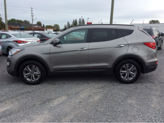 Hyundai Santa Fe Titanium Silver