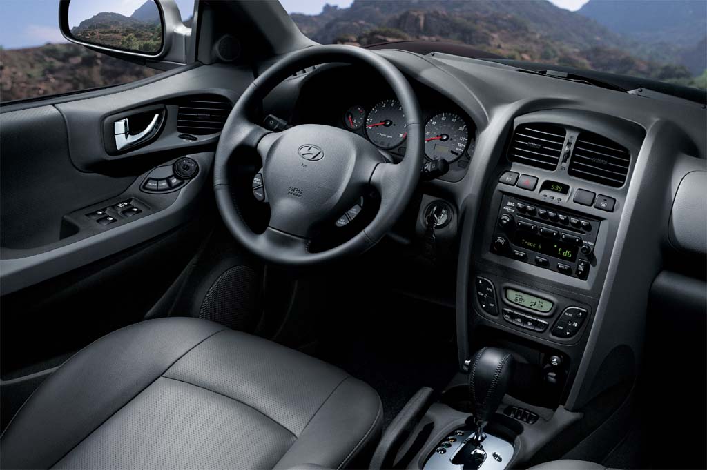 Hyundai Santa Fe V6