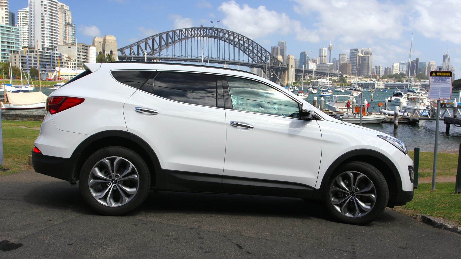Hyundai Santa Fe White 2015