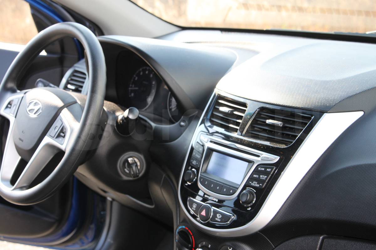 Hyundai Solaris 2012