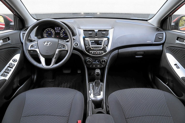 Hyundai Solaris 2015