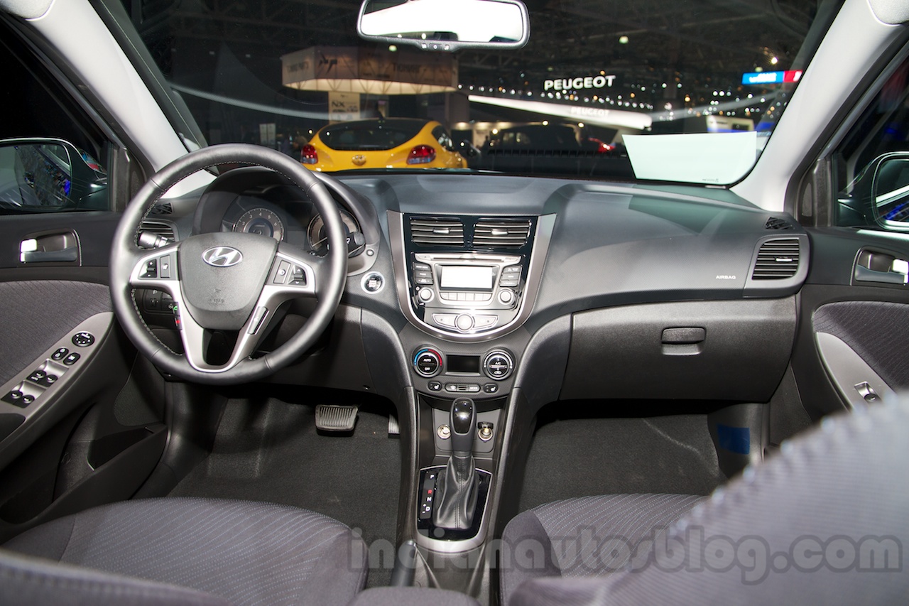 Hyundai Solaris 2015