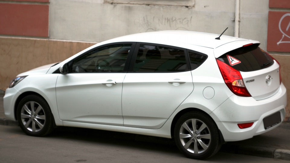 Hyundai Solaris Hatchback 2014