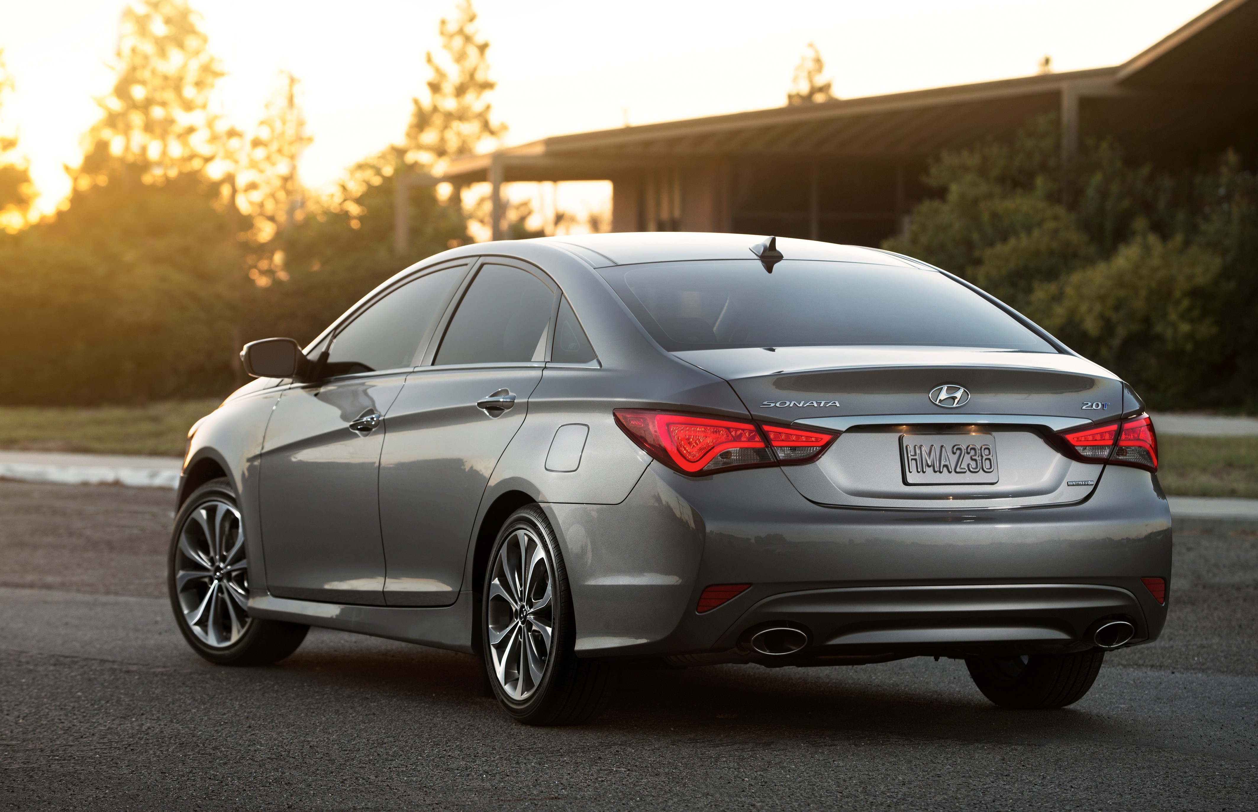 Hyundai Sonata 2.0 T