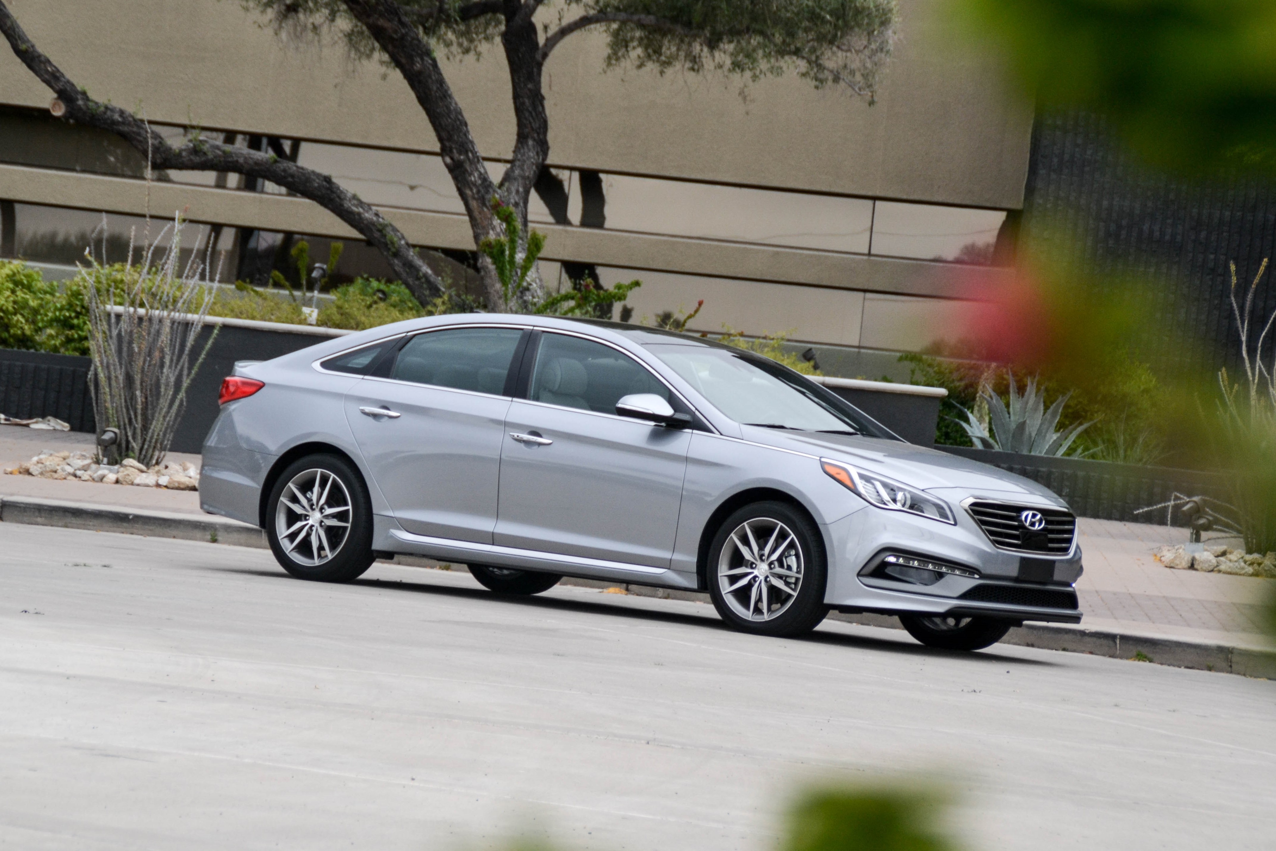 Hyundai Sonata 2.0