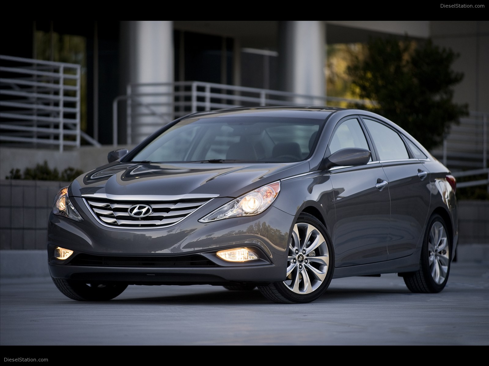 Hyundai Sonata 2012