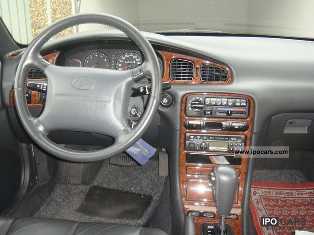 Hyundai Sonata 3.0 V6