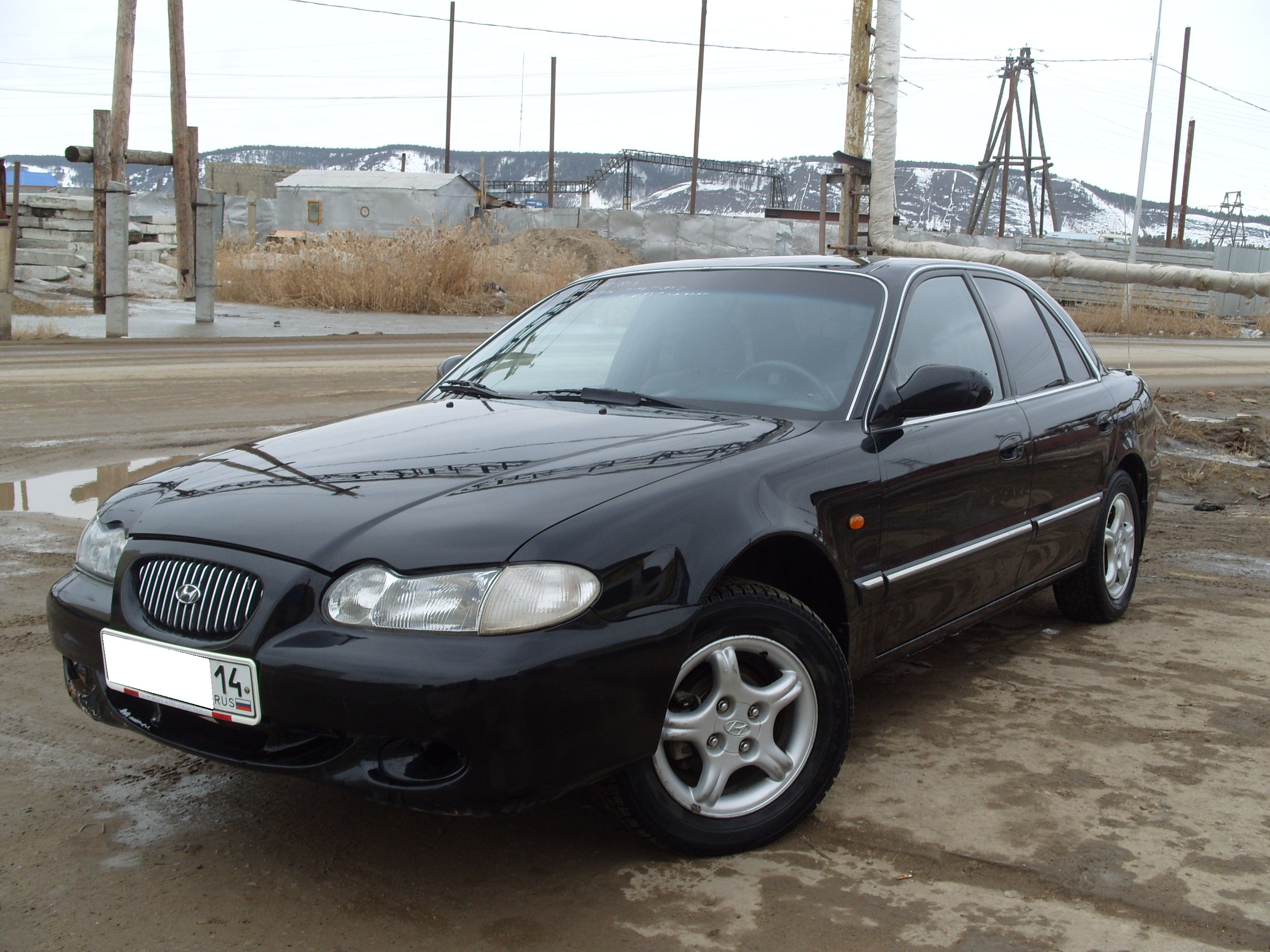 Hyundai Sonata 3