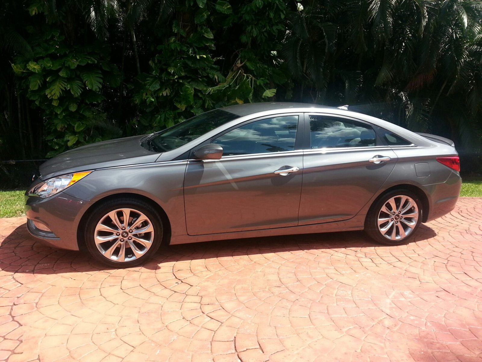 Hyundai Sonata Blacked Out