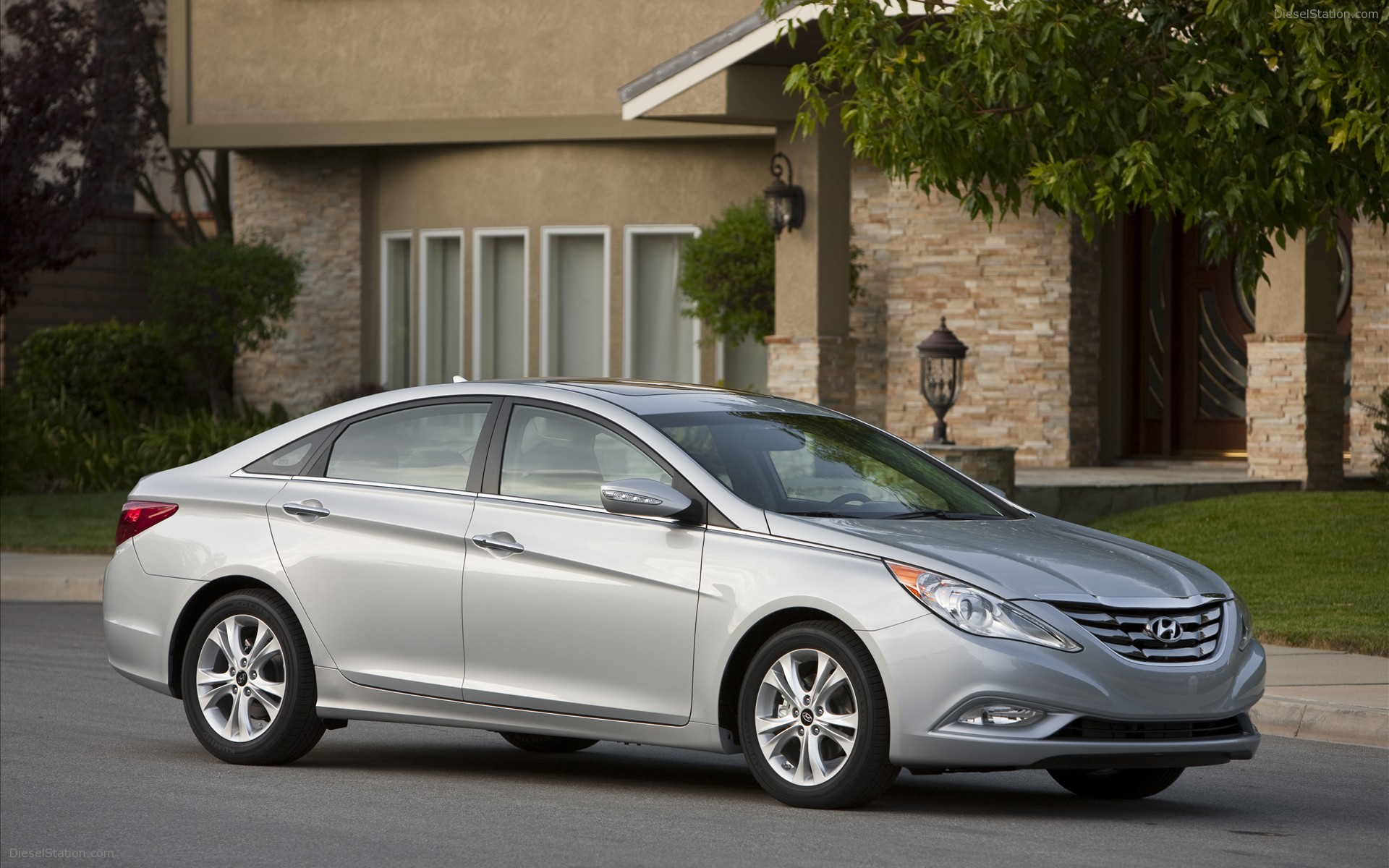 Hyundai Sonata Car
