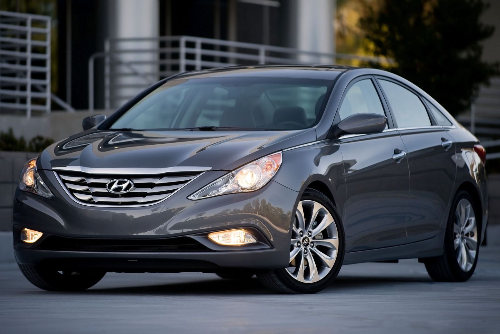 Hyundai Sonata Grey