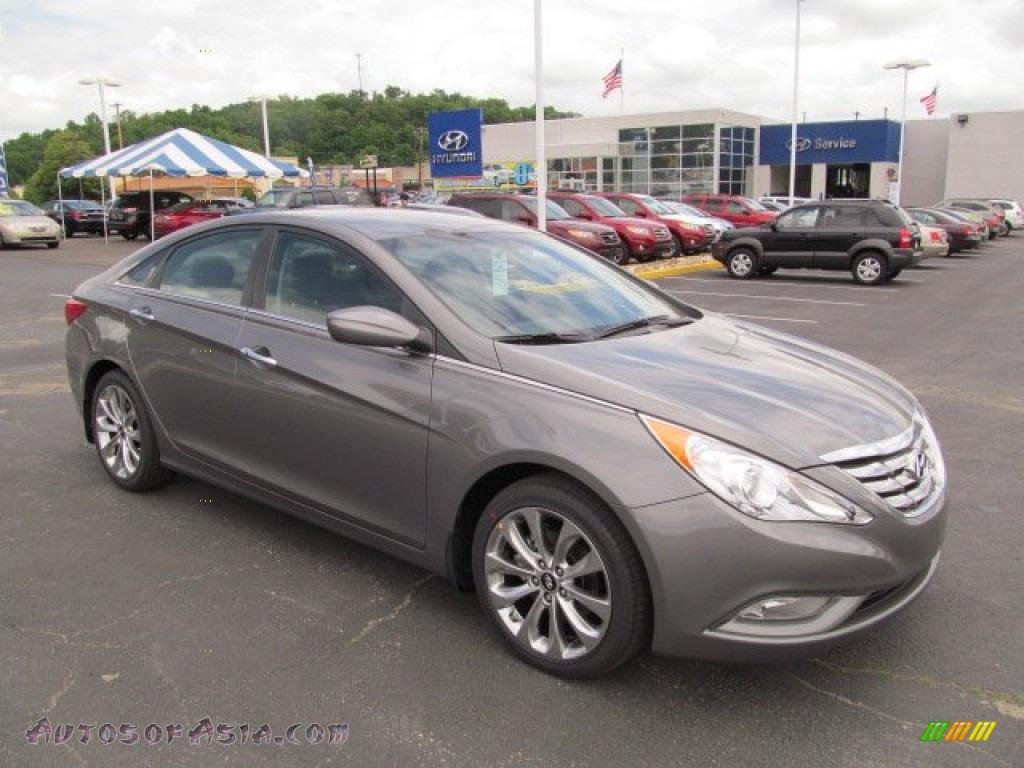 Hyundai Sonata Grey