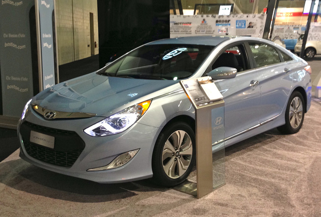 Hyundai Sonata Hybrid 2014