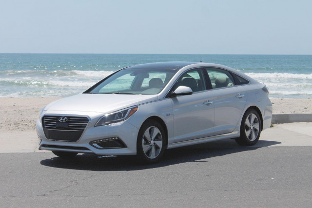 Hyundai Sonata Hybrid 2016