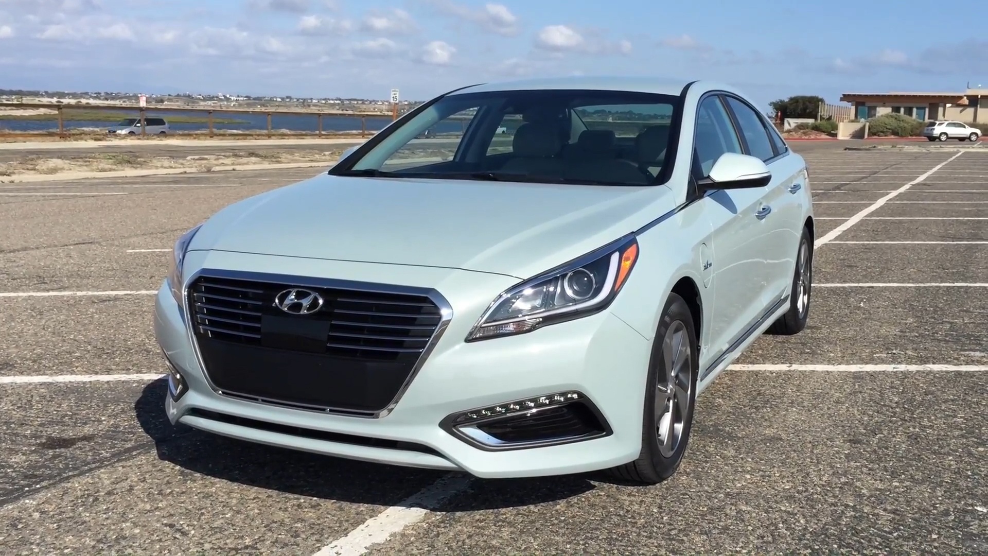 Hyundai Sonata Hybrid 2016