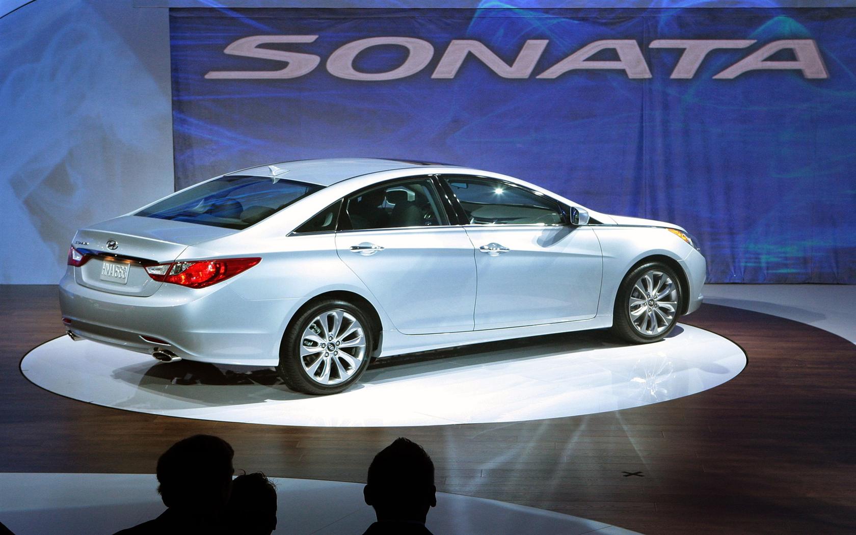Hyundai Sonata Sedan