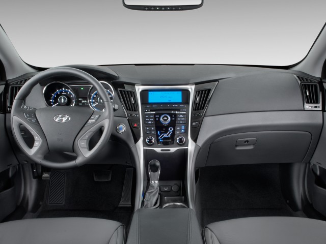 Hyundai Sonata Sedan