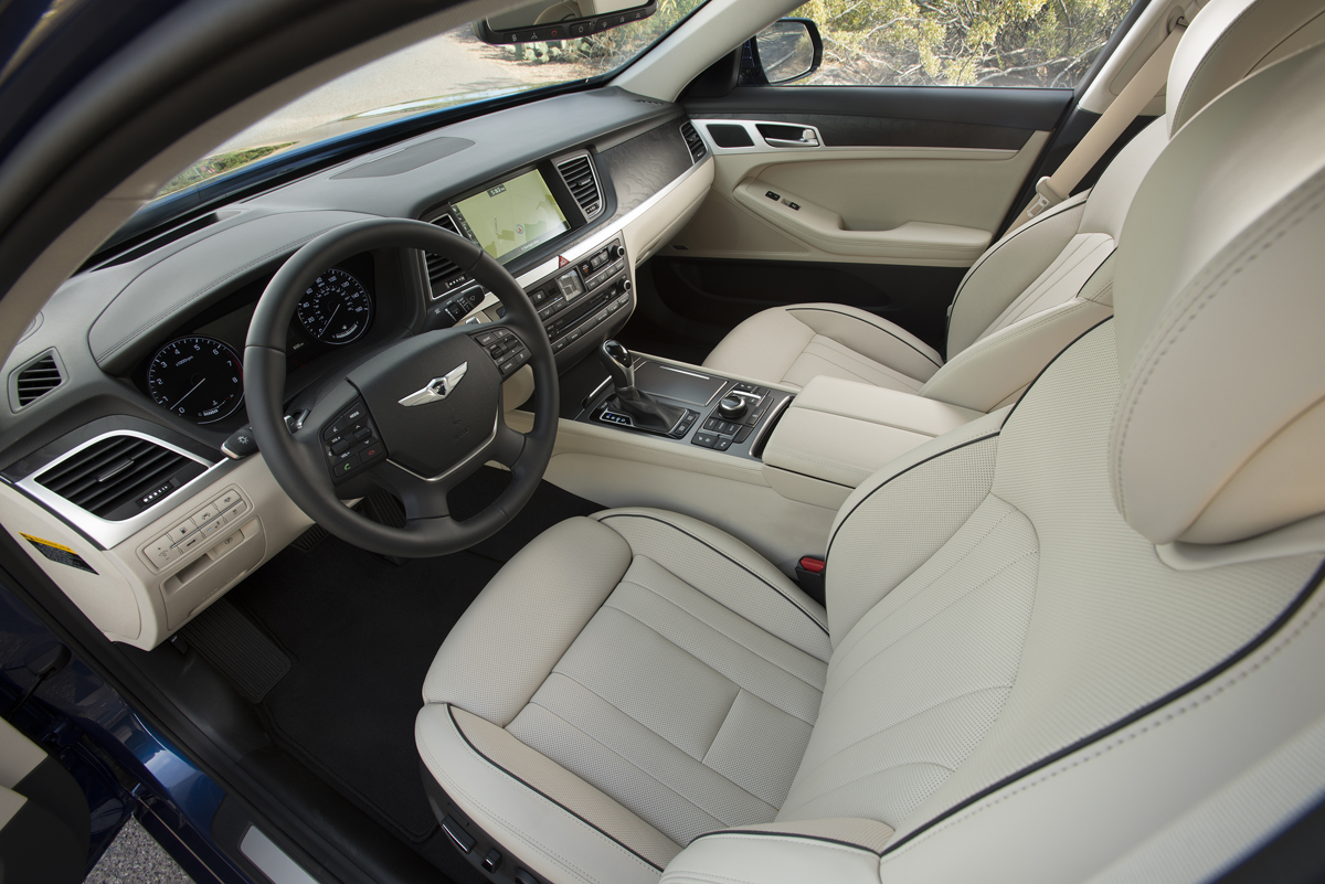 Hyundai Sonata V8