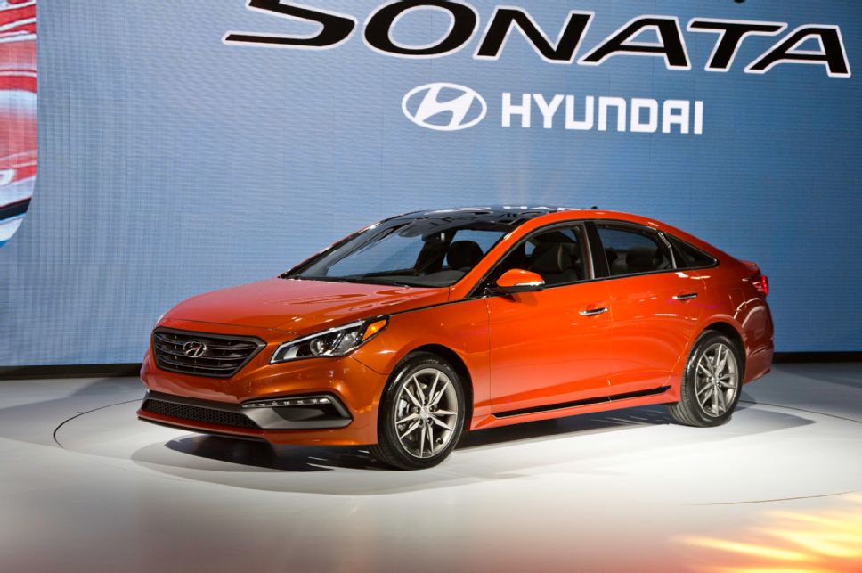 Hyundai Sonata V8
