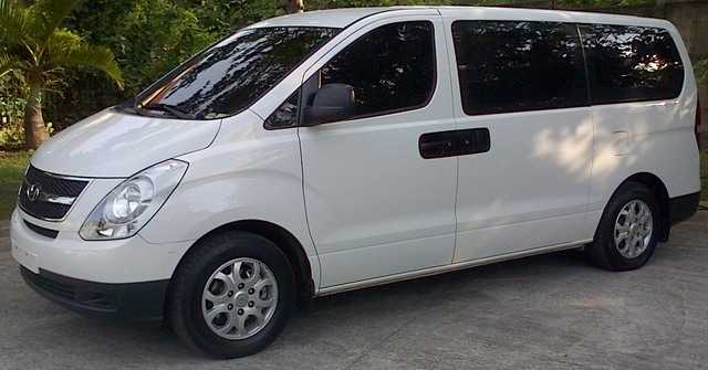 Hyundai Starex 12 Seater
