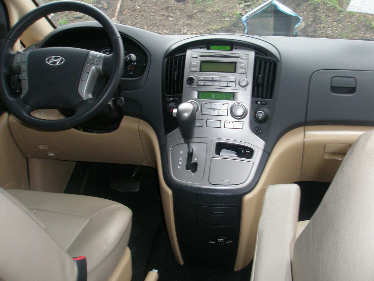 Hyundai Starex 2010