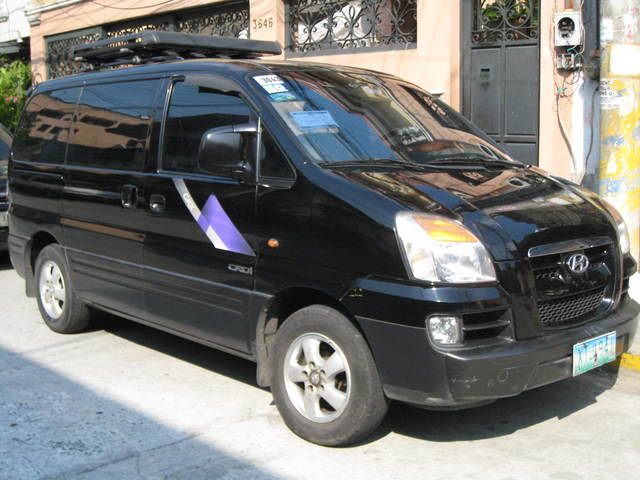 Hyundai Starex Van