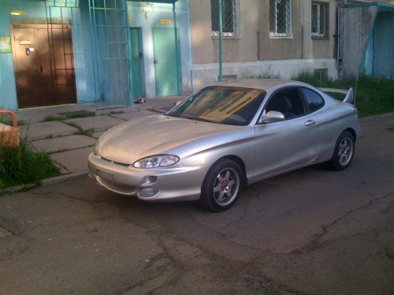 Hyundai Tiburon 1998