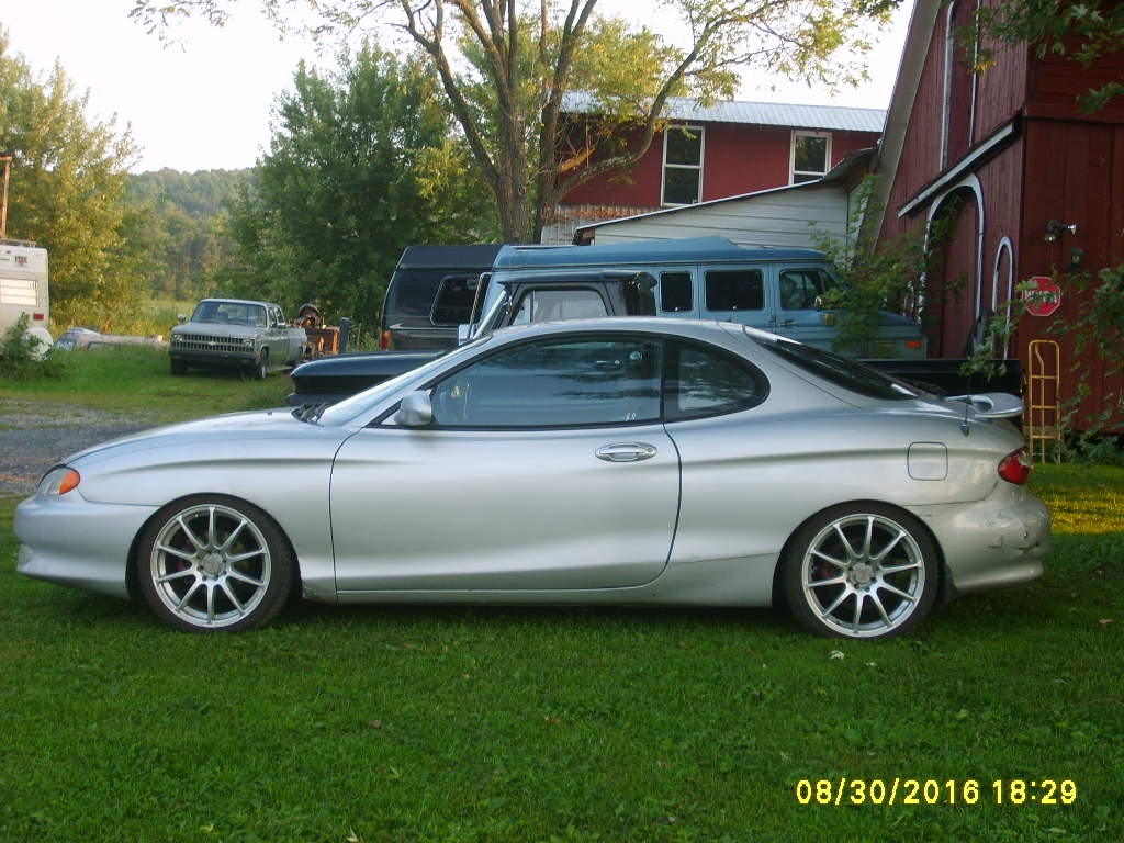 Hyundai Tiburon 1999
