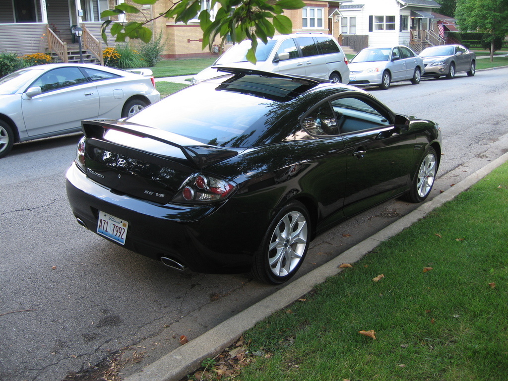 Hyundai Tiburon 2.7