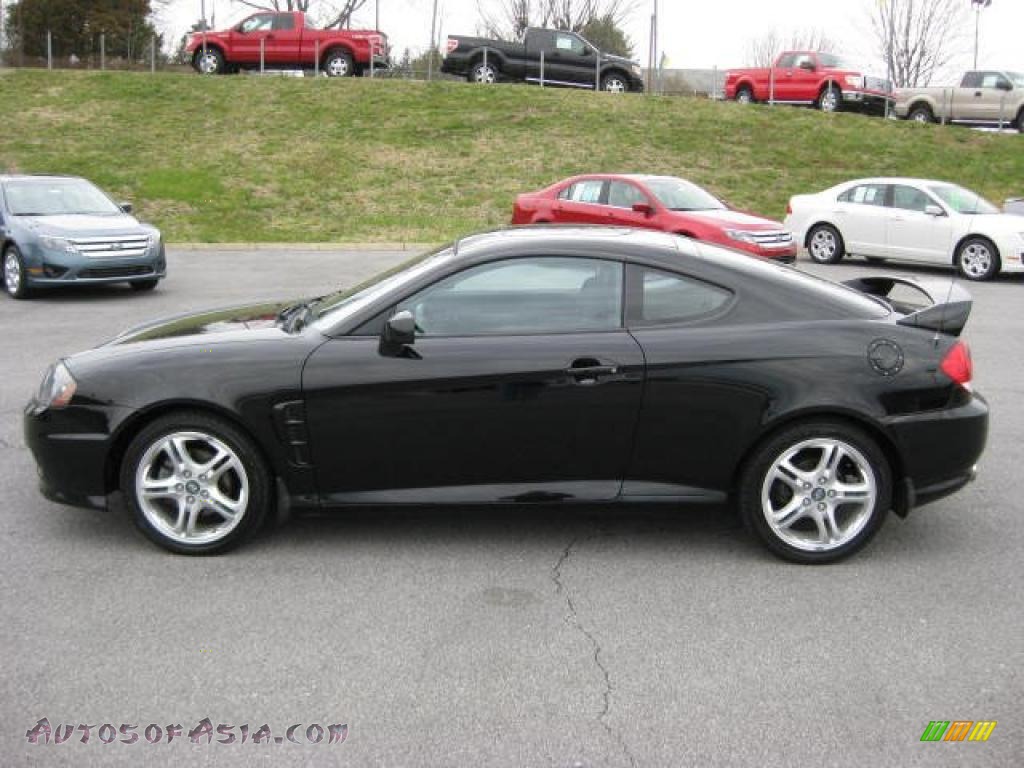 Hyundai Tiburon Black