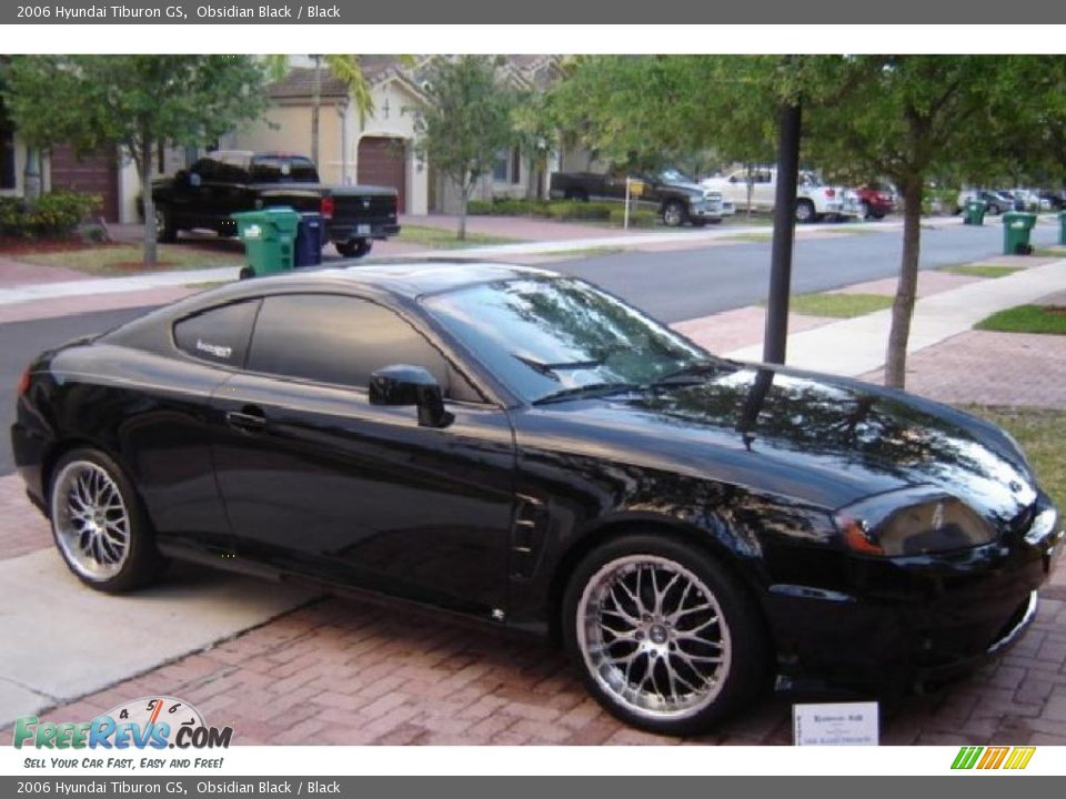 Hyundai Tiburon Black