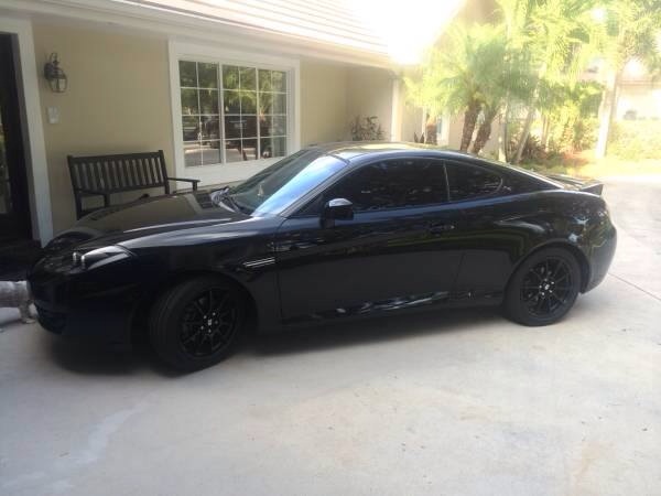 Hyundai Tiburon Blacked Out