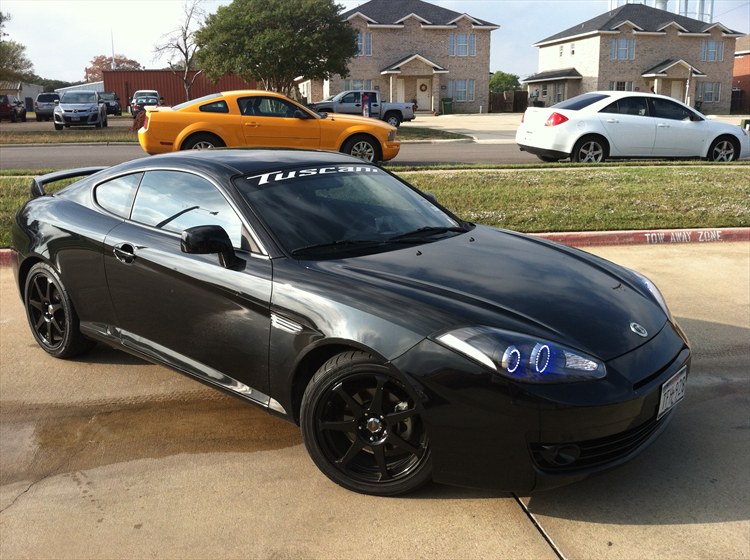 Hyundai Tiburon Blacked Out