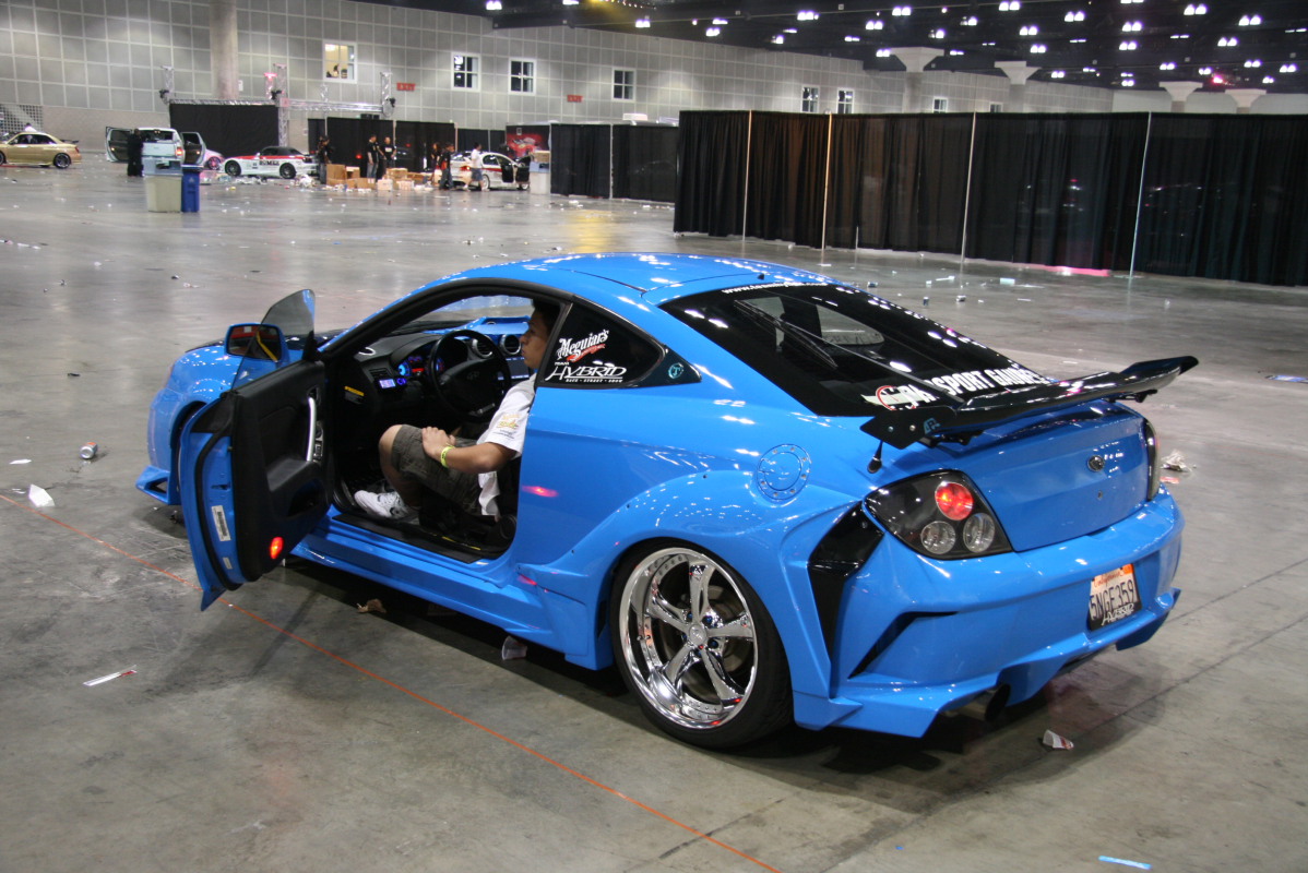 Hyundai Tiburon Modified