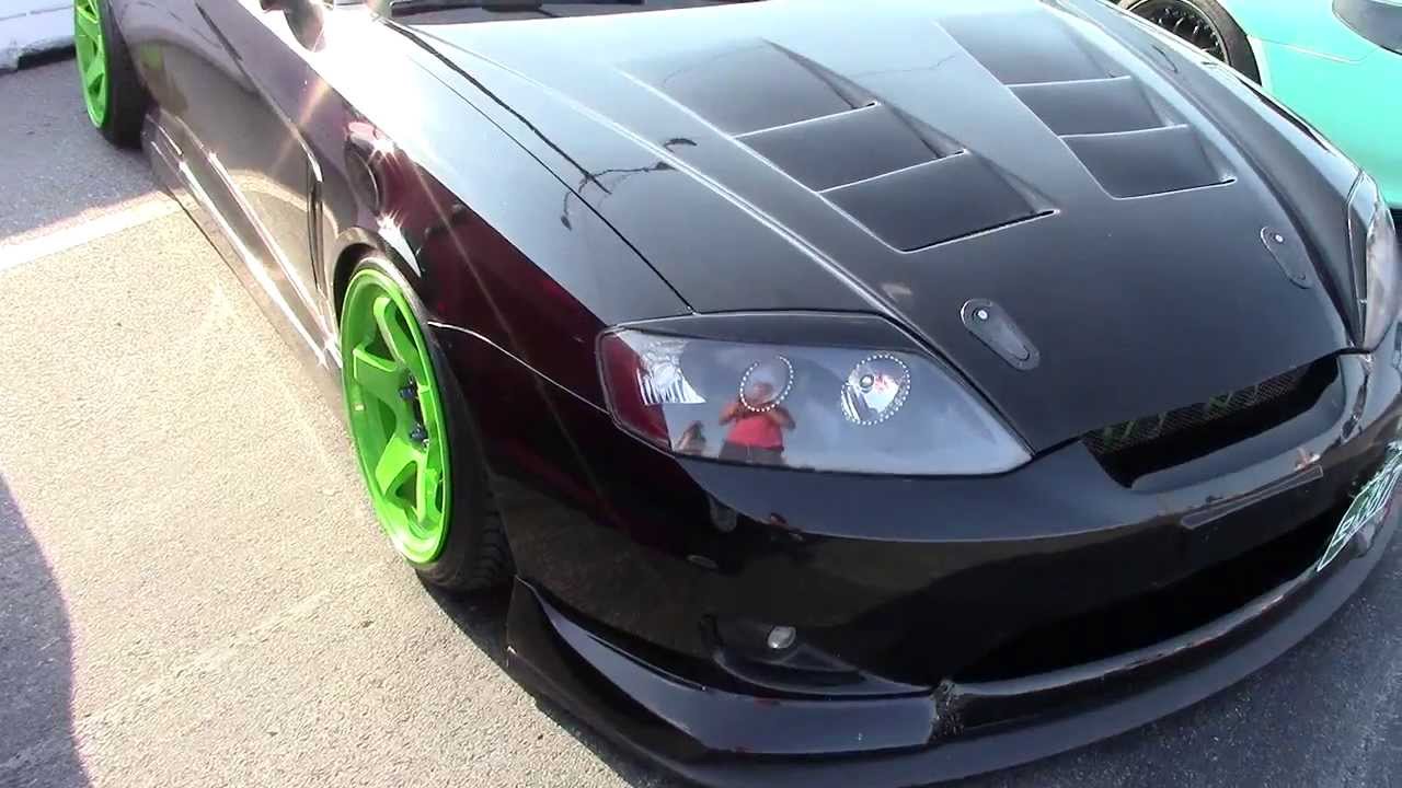 Hyundai Tiburon Slammed