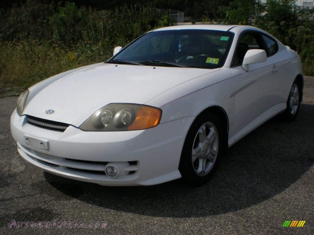 Hyundai Tiburon White