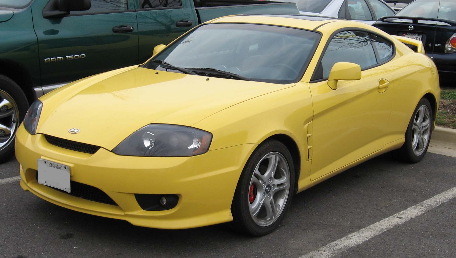 Hyundai Tiburon Yellow