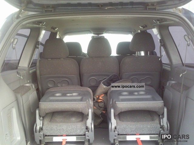 Hyundai Trajet 2.0 Hyundai Trajet 2.0