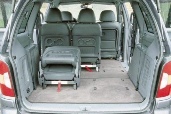 Hyundai Trajet 2.7 Hyundai Trajet 2.7