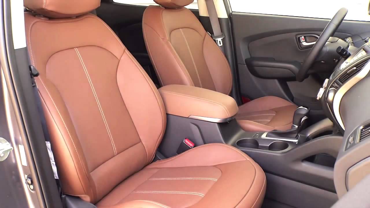 Hyundai Tucson Brown