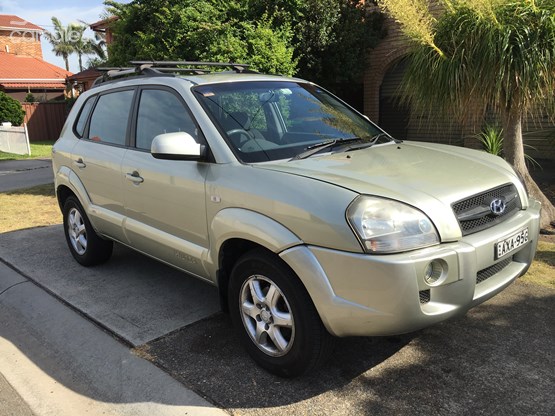 Hyundai Tucson Gold