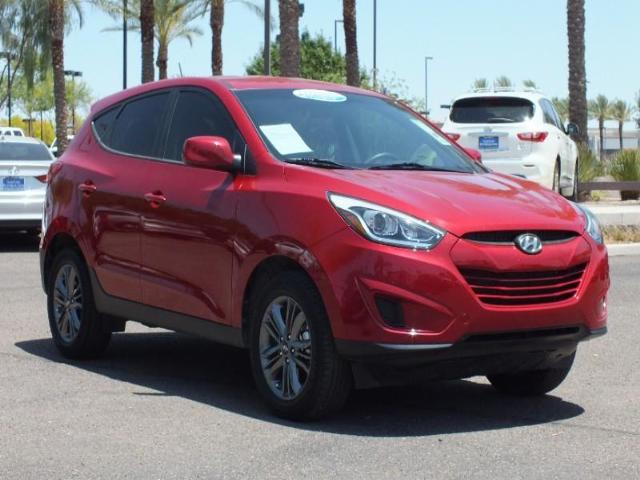 Hyundai Tucson Red